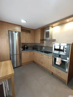 Una cocina o zona de cocina en Piso Rualte
