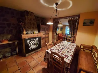 Una cocina o zona de cocina en Casa Rural El Callejo