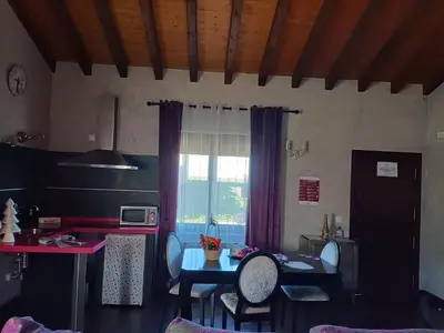 Una cocina o zona de cocina en Esencia Mudayyan
