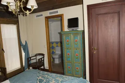 Una televisión o centro de entretenimiento en La Posada del Tiétar