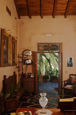 Una televisión o centro de entretenimiento en Palacio Viejo de Las Corchuelas