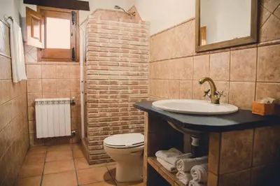 Un baño de Una semana que tus hijos recordarán toda la vida