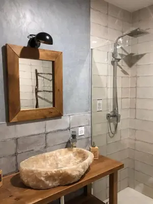 Un baño de Casa Rural encantos de Orellana
