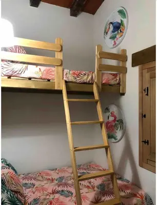 Litera o literas de una habitación en Vuelos de Montaña l