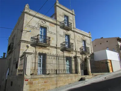 Edificio en el que se encuentra la posada u hostería