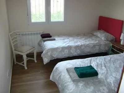 Cama o camas de una habitación en Chalet con piscina y BBQ para 10 personas