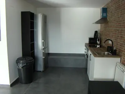 Una cocina o zona de cocina en Chalet con piscina y BBQ para 10 personas