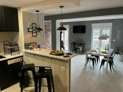 Una televisión o centro de entretenimiento en El Rinconcito de Bejar