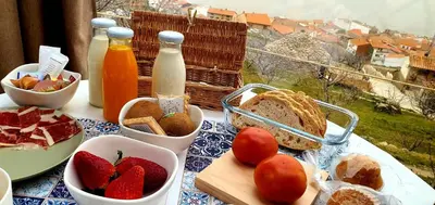 Comida en o cerca de esta casa o chalet