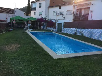 Piscina en o cerca de Casa Rural Las Gamellas