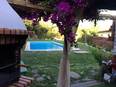 Piscina en o cerca de Casa Rural Las Gamellas