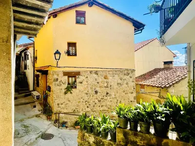 Edificio en el que se encuentra la casa o chalet