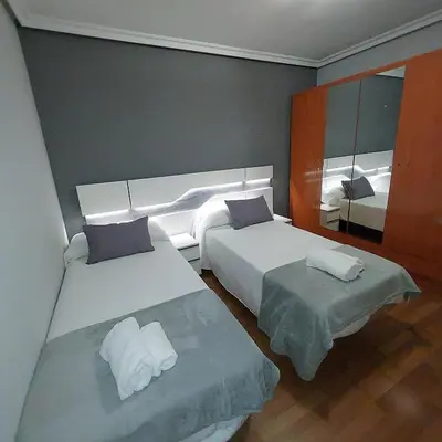 Cama o camas de una habitación en RUA ZAPATERIA 10 PLASENCIA