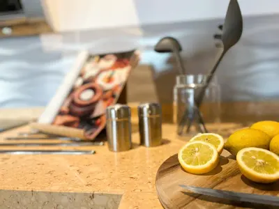 Comida en o cerca de este apartamento