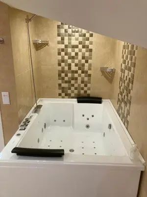 Un baño de Rosa Roja