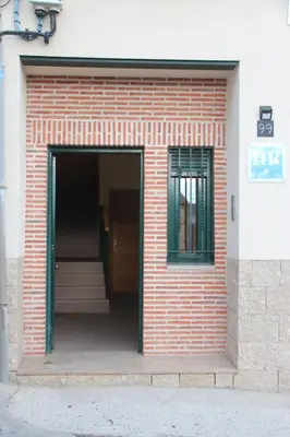 Fachada o entrada de Rosa Roja
