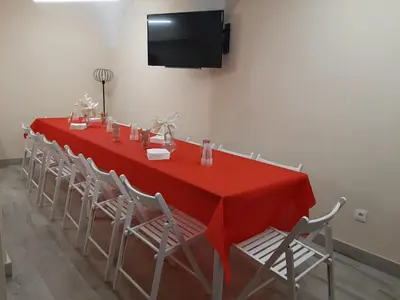 Una televisión o centro de entretenimiento en La Morada de Moret