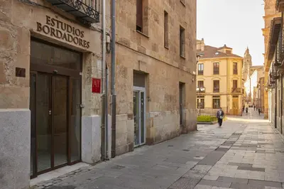 El barrio de los alrededores o un barrio cerca de este apartamento