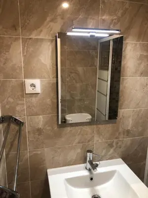 Un baño de APARTAMENTO TURISTICO ATICO LA TABERNA