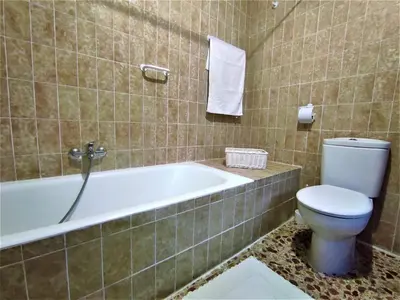 Un baño de Casa Rural EL HUERTO con Jardín