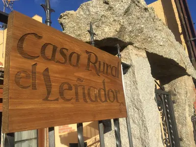 Certificado, premio, señal o documento que está expuesto en Casa rural El Leñador