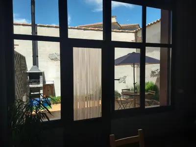 Un patio o zona al aire libre en Las Gemelas 1 y 2 apartamentos turísticos