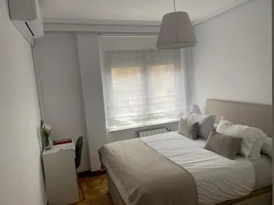 Cama o camas de una habitación en Gran Via, céntrico, aire acondicionado