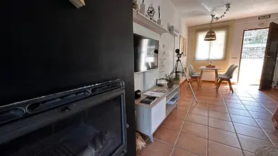Una televisión o centro de entretenimiento en Gredos Starlight House