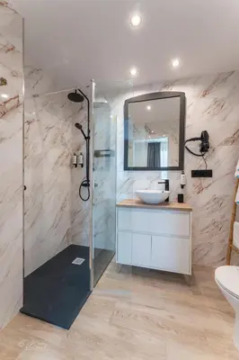 Un baño de La Posada del Teatro H Boutique Parking Gratis