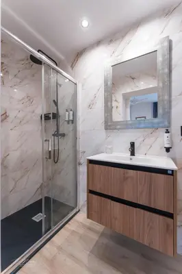 Un baño de La Posada del Teatro H Boutique Parking Gratis