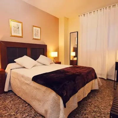 Apartamentos Turísticos Ceres Parking Gratis