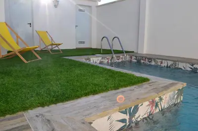 Piscina en o cerca de Casa Rural La Madroña