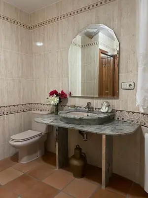 Un baño de CASA SEBASTIANA SUITE