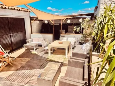 Un patio o zona al aire libre en Casa Rural La Cruz