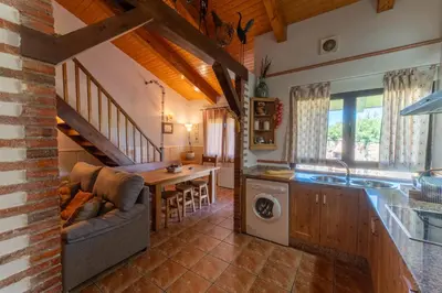 Una cocina o zona de cocina en Casa rural Los Cántaros. Zarapicos