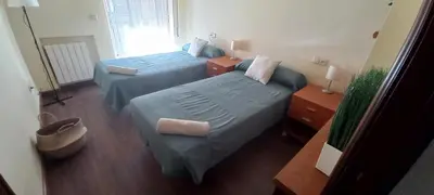 Cama o camas de una habitación en Monterrey del Prior.