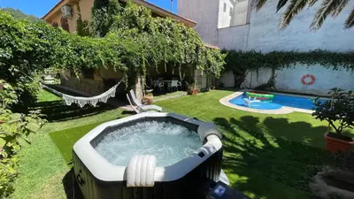 Piscina en o cerca de Villa del Jerte