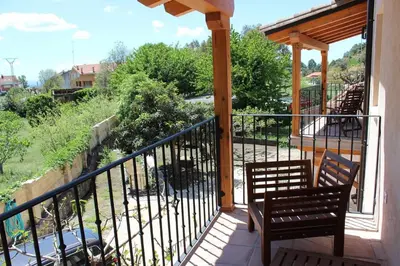 Un balcón o terraza de Molino de La Médica - Casa Rural de Lujo en Gredos