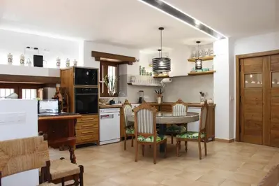 Una cocina o zona de cocina en Molino de La Médica - Casa Rural de Lujo en Gredos