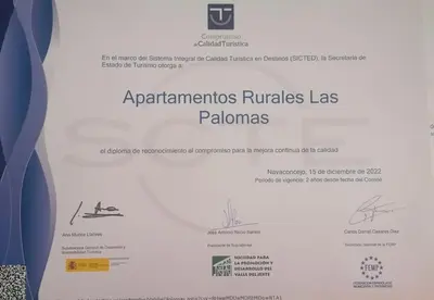 Certificado, premio, señal o documento que está expuesto en Complejo Rural Las Palomas