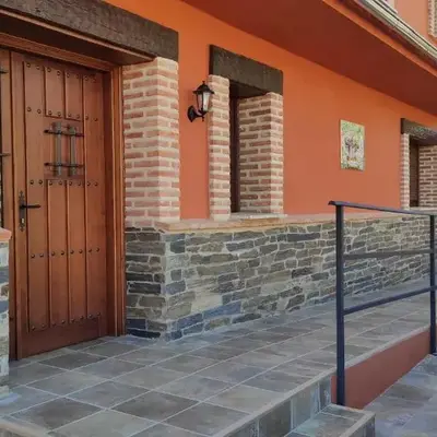 Casa rural La Colmena del Geoparque TR -CC 00489