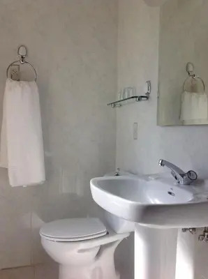 Un baño de Hostal Argentino
