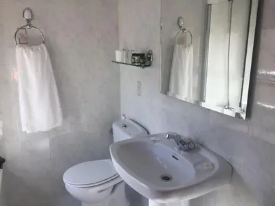 Un baño de Hostal Argentino