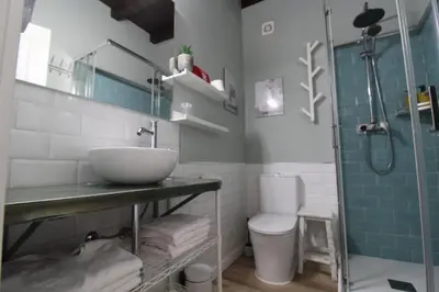 Un baño de Apartamentos Vedelejos
