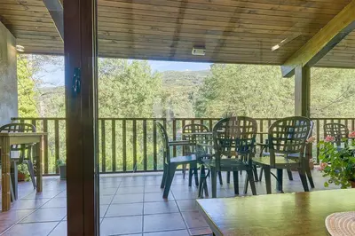 Un balcón o terraza de Apartamentos rurales Alameda del Jerte