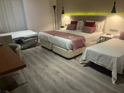 Cama o camas de una habitación en Silken Rona Dalba