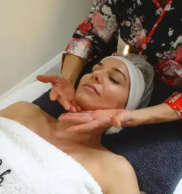 Spa o instalaciones de bienestar en Apartamento De la Haya, junto al Teatro Romano