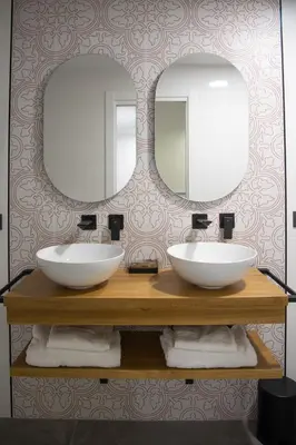 Un baño de Apartamentos Boutique Cervantes