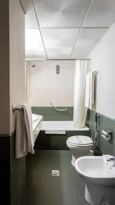 Un baño de Hotel Zeus