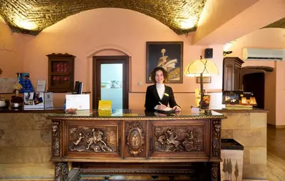 Clientes alojados en Hotel Don Carlos Cáceres
